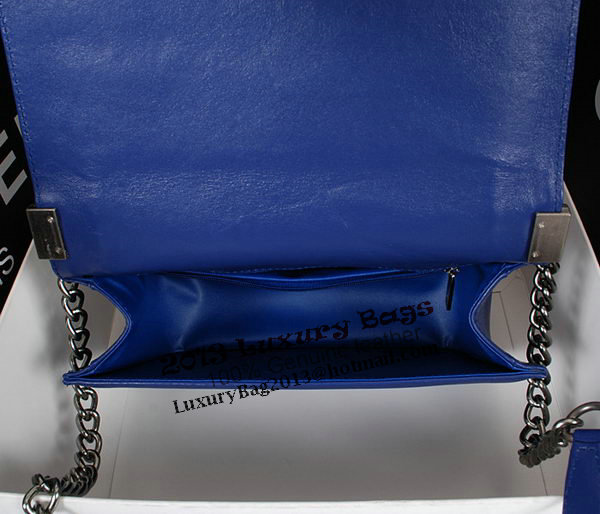 Chanel Boy Flap Shoulder Bag A67086 in Sheepskin Leather Chanel Boy Flap Shoulder Bag A67086 in Sheepskin Leather