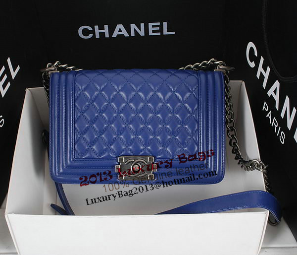 Chanel Boy Flap Shoulder Bag A67086 in Sheepskin Leather Chanel Boy Flap Shoulder Bag A67086 in Sheepskin Leather