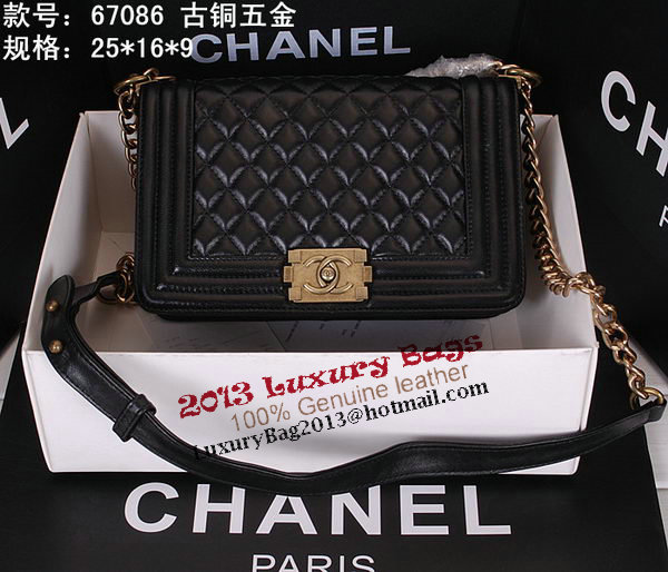 Chanel Boy Flap Shoulder Bag A67086 in Sheepskin Leather Chanel Boy Flap Shoulder Bag A67086 in Sheepskin Leather