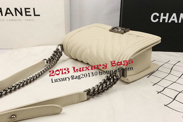 Boy Chanel Flap Bag Calfskin Chevron Quilting A67025 OffWhite Boy Chanel Flap Bag Calfskin Chevron Quilting A67025 OffWhite