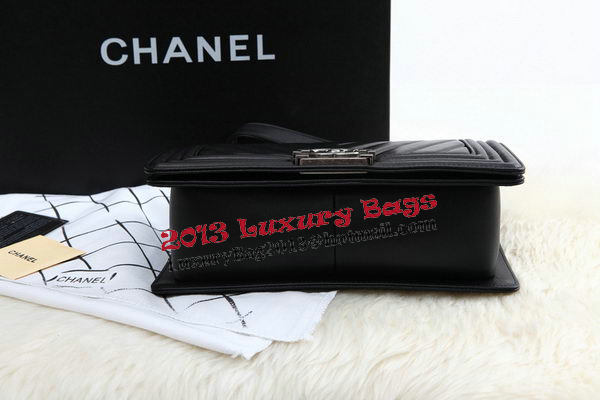 Boy Chanel Flap Bag Calfskin Chevron Quilting A67086 Black Boy Chanel Flap Bag Calfskin Chevron Quilting A67086 Black