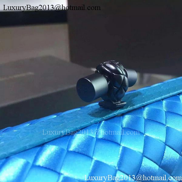 Bottega Veneta STRETCH Knot Sheepskin Leather Clutch BV8651 Light Blue Bottega Veneta STRETCH Knot Sheepskin Leather Clutch BV8651 Light Blue