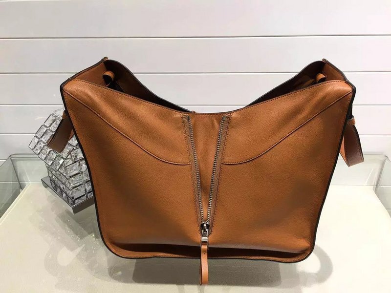 Loewe Cowhide Leather Hammock Bag LW17114 Loewe Cowhide Leather Hammock Bag LW17114