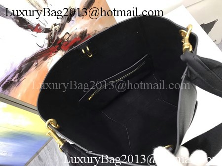 CELINE Sangle Seau Bag in Litchi Leather C3371 Black CELINE Sangle Seau Bag in Litchi Leather C3371 Black