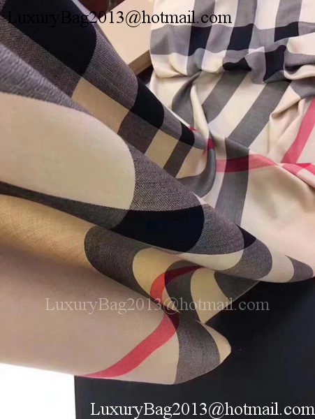 Burberry Cashmere Scarf BUR919768A Burberry Cashmere Scarf BUR919768A