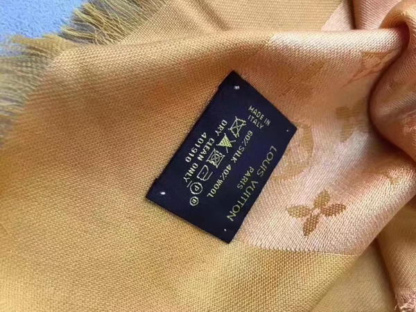 Louis Vuitton Scarf LVS919168A Louis Vuitton Scarf LVS919168A