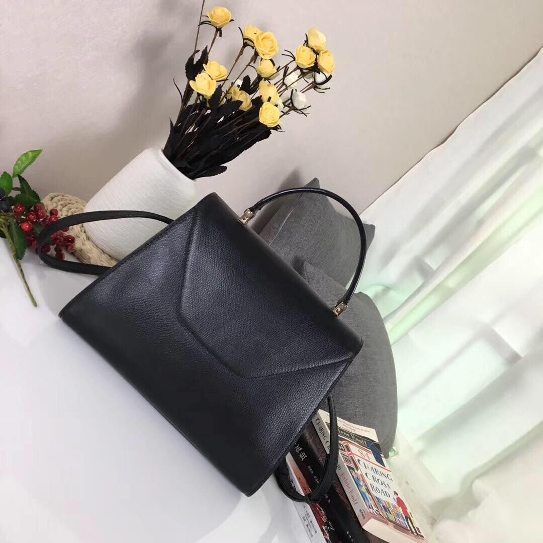 Valextra Calfskin Leather Shoulder Bag 408645 Black Valextra Calfskin Leather Shoulder Bag 408645 Black