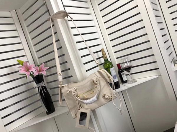 Balenciaga Giant City Gold Studs Handbag B084335 OffWhite Balenciaga Giant City Gold Studs Handbag B084335 OffWhite