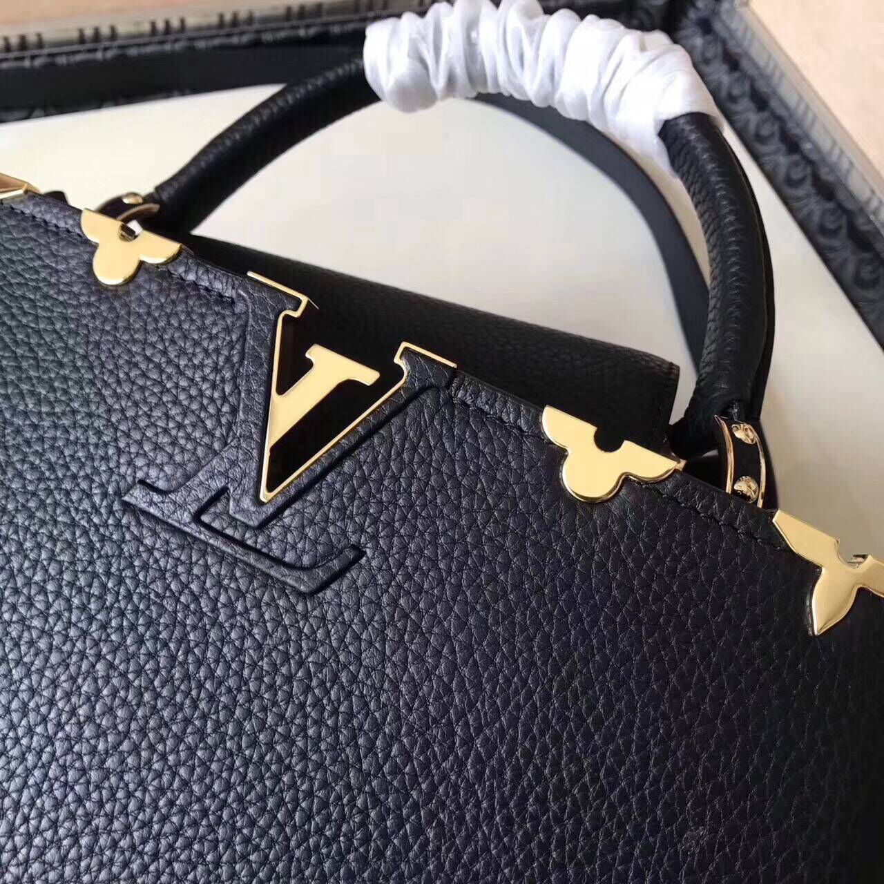 Louis Vuitton original Elegant Capucines BB Bags M94517 black Louis Vuitton original Elegant Capucines BB Bags M94517 black