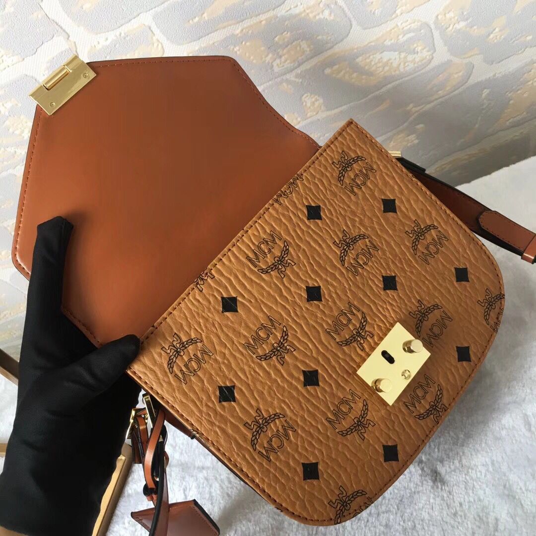 MCM Shoulder Bag Calfskin Leather 4566 Camel MCM Shoulder Bag Calfskin Leather 4566 Camel