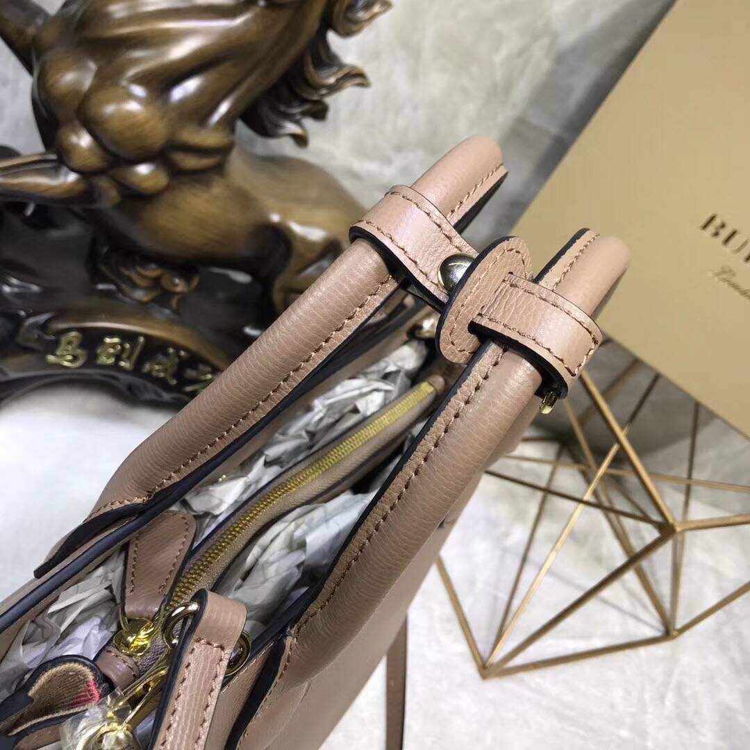 BurBerry Leather Tote Bag 5559 apricot BurBerry Leather Tote Bag 5559 apricot