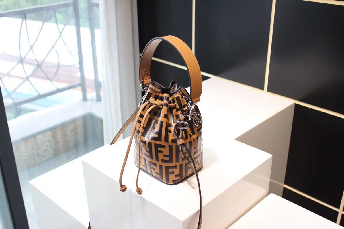 Fendi Calfskin Leather Flap TOTE Bag 3326 Fendi Calfskin Leather Flap TOTE Bag 3326