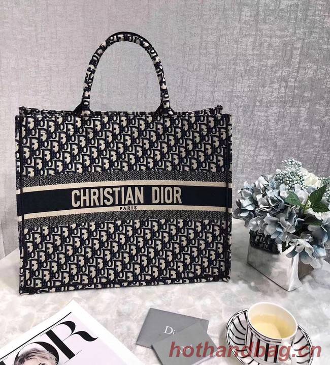 DIOR BOOK TOTE BAG IN EMBROIDERED DIOR OBLIQUE CANVAS M1286 DARK BLUE Customize Words