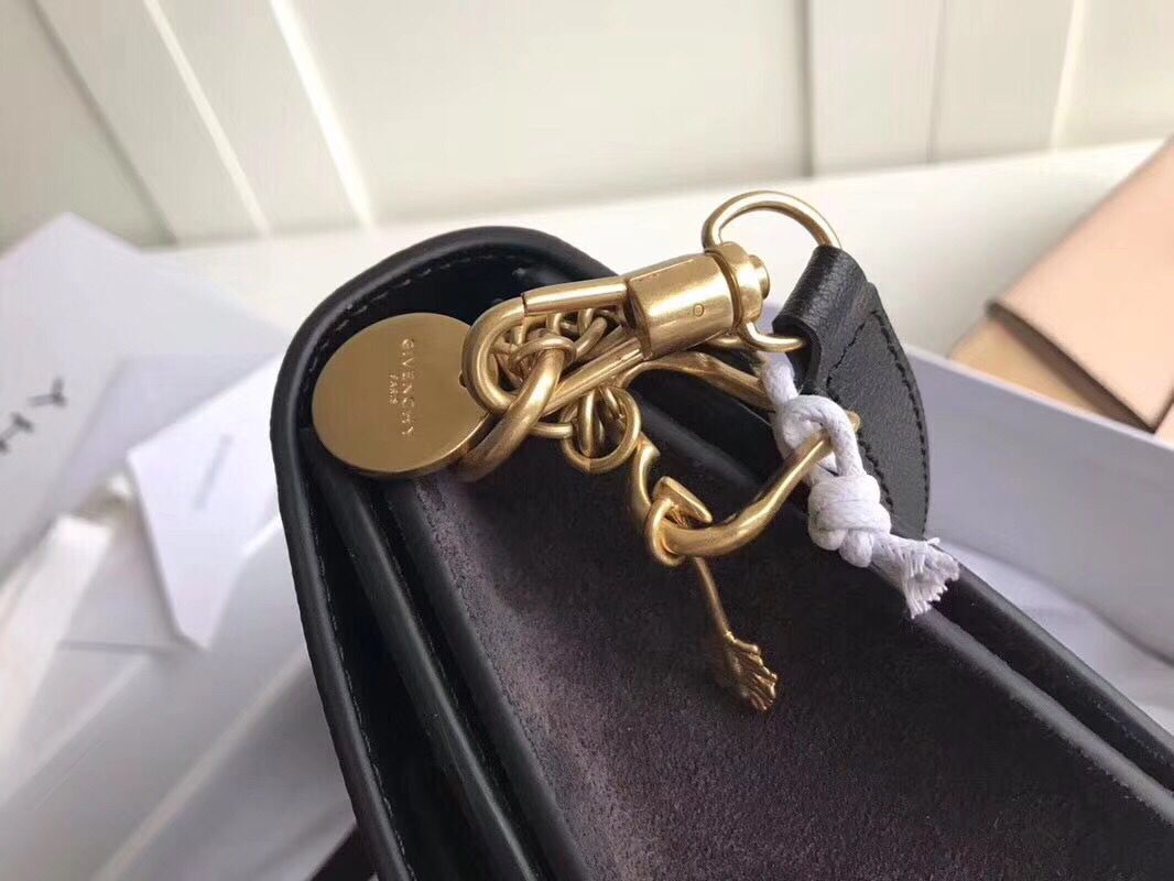 GIVENCHY GV3 medium leather shoulder bag 9741 black GIVENCHY GV3 medium leather shoulder bag 9741 black