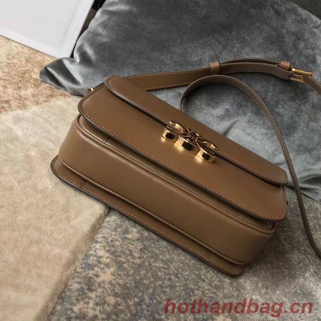 CELINE MEDIUM TRIOMPHE BAG IN SHINY CALFSKIN CL87363 Camel CELINE MEDIUM TRIOMPHE BAG IN SHINY CALFSKIN CL87363 Camel