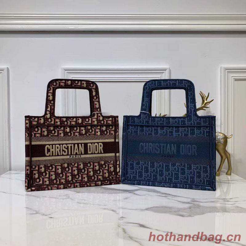 DIOR TOTE BAG IN EMBROIDERED CANVAS C0195 Blue DIOR TOTE BAG IN EMBROIDERED CANVAS C0195 Blue