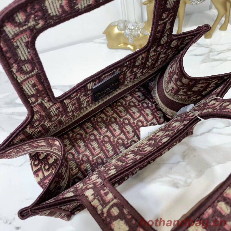 DIOR TOTE BAG IN EMBROIDERED CANVAS C0195 Wine DIOR TOTE BAG IN EMBROIDERED CANVAS C0195 Wine