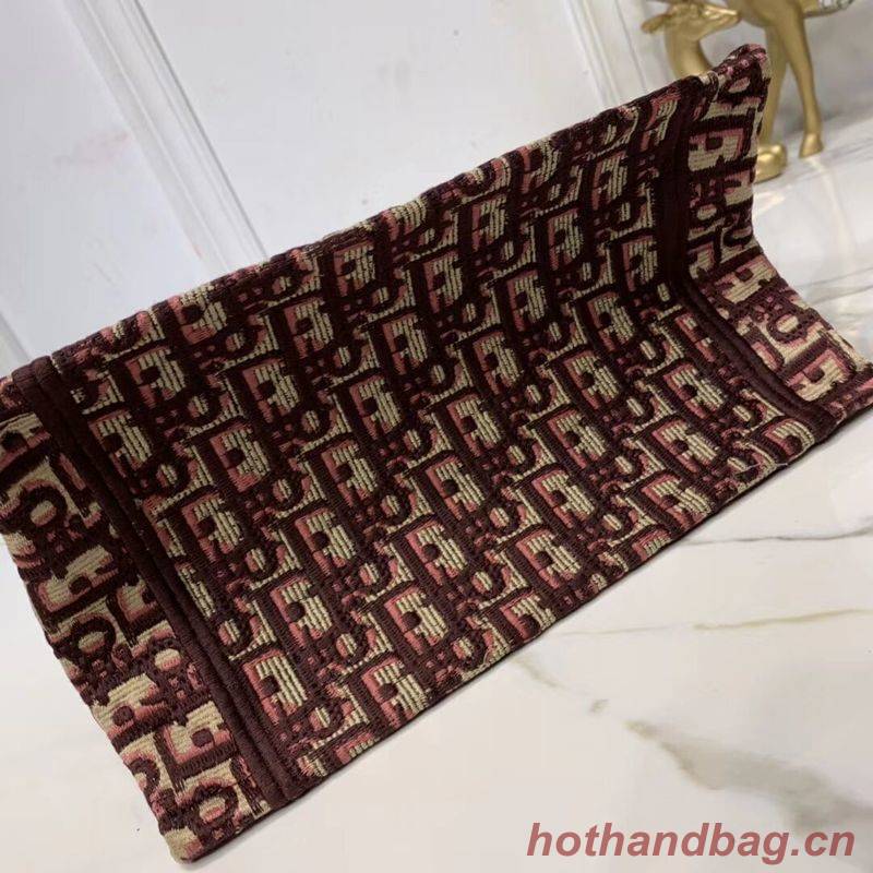 DIOR TOTE BAG IN EMBROIDERED CANVAS C0195 Wine DIOR TOTE BAG IN EMBROIDERED CANVAS C0195 Wine