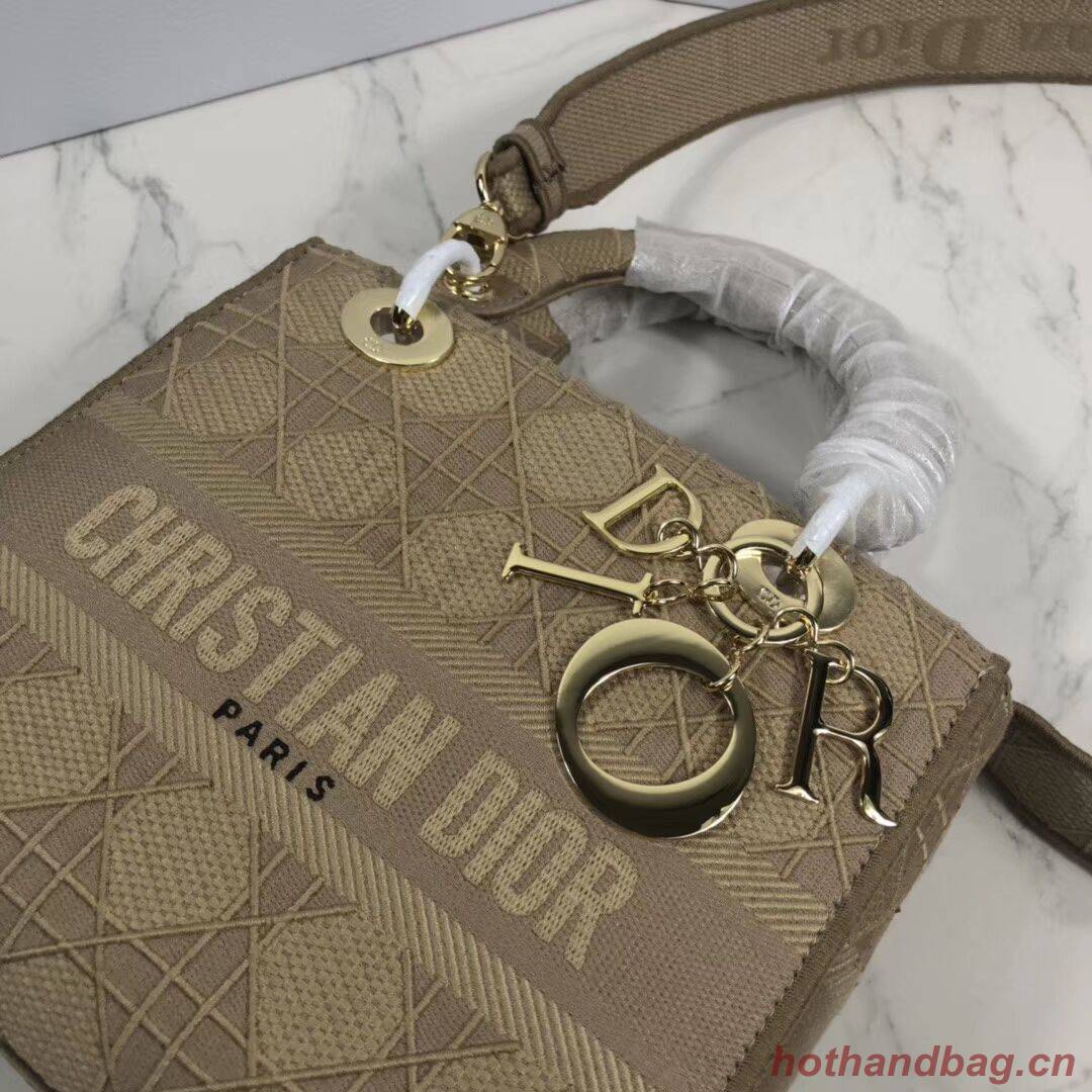 LADY DIOR TOTE BAG IN EMBROIDERED CANVAS C4532 apricot LADY DIOR TOTE BAG IN EMBROIDERED CANVAS C4532 apricot