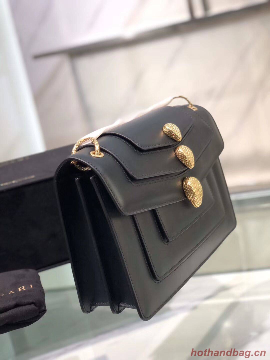 BVLGARI Serpenti Forever leather shoulder bag B288620 black BVLGARI Serpenti Forever leather shoulder bag B288620 black