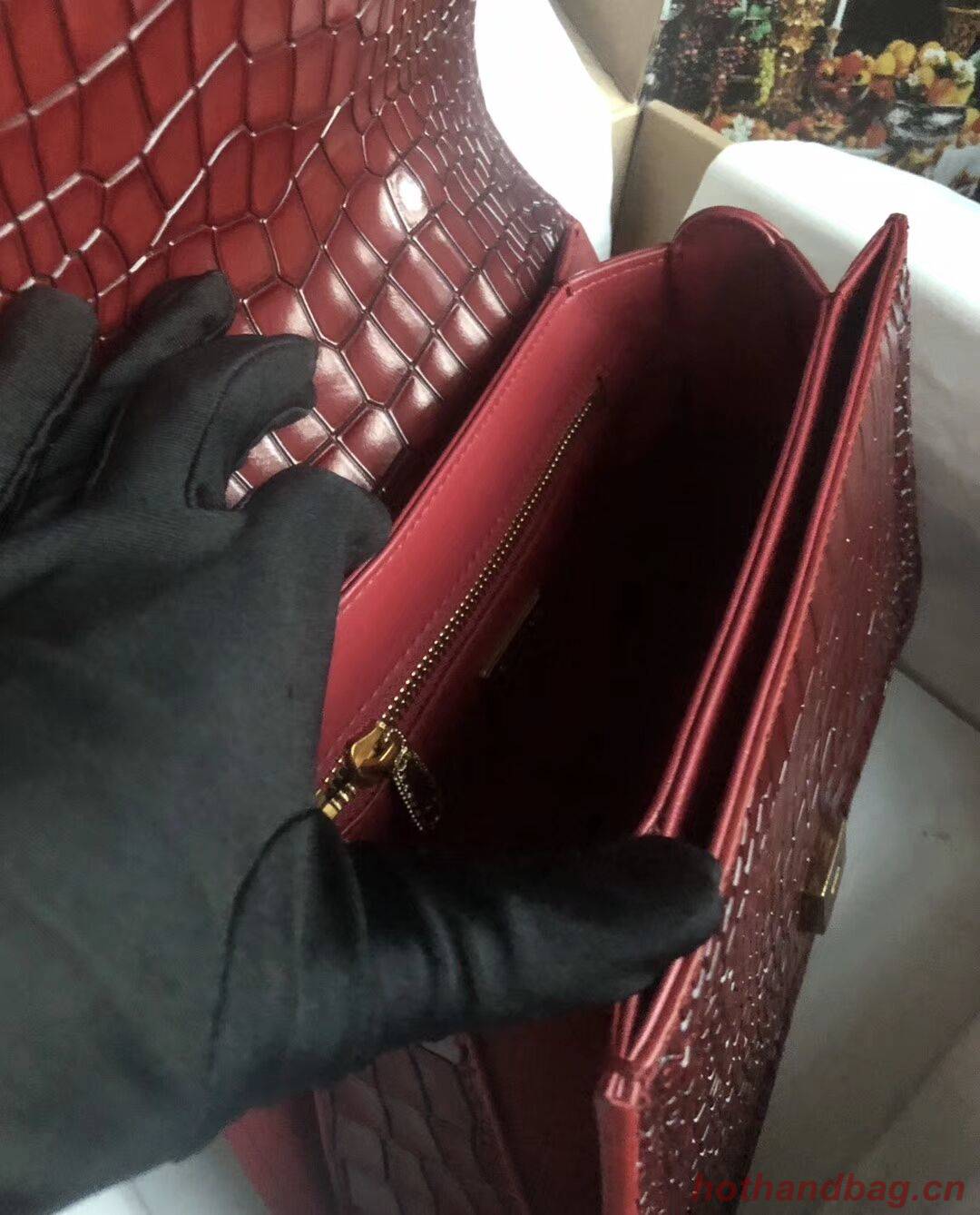 Dolce & Gabbana Origianl Crocodile Leather Bag 4916E Burgundy Dolce & Gabbana Origianl Crocodile Leather Bag 4916E Burgundy
