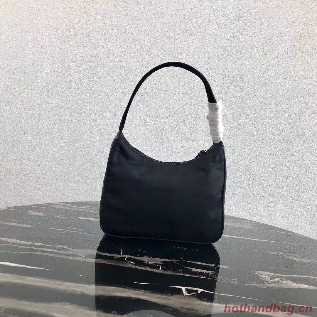 Prada Re-Edition nylon Tote bag MV519 black Prada Re-Edition nylon Tote bag MV519 black