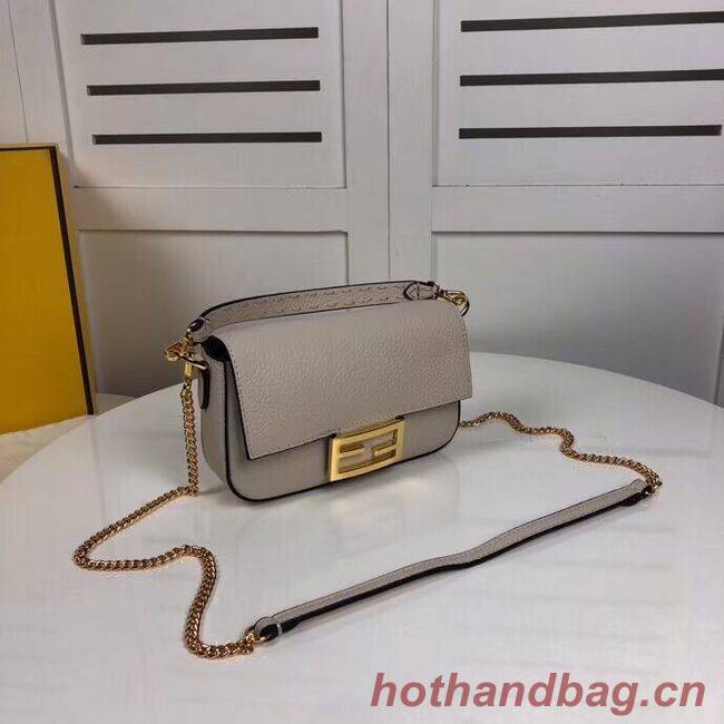 Fendi BAGUETTE leather bag F2467 beige Fendi BAGUETTE leather bag F2467 beige