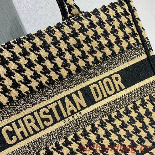SMALL DIOR BOOK TOTE Embroidered M1296-8