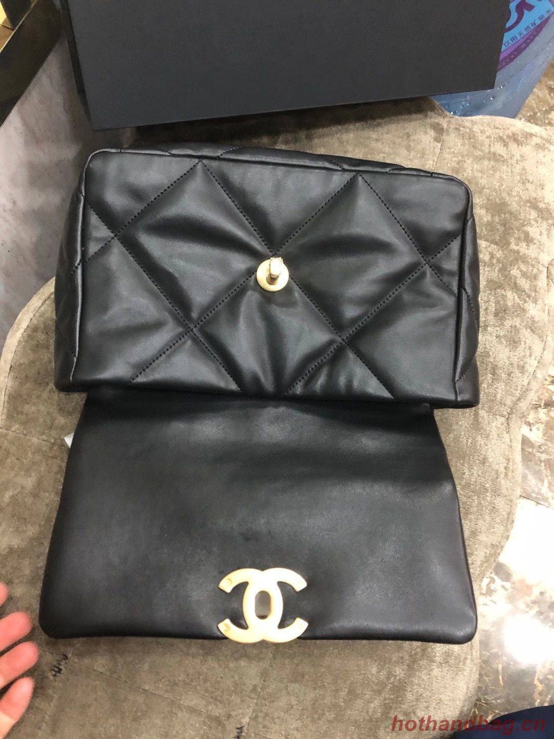Chanel Origianl Leather 19 Flap Bag AS1160 Black Chanel Origianl Leather 19 Flap Bag AS1160 Black