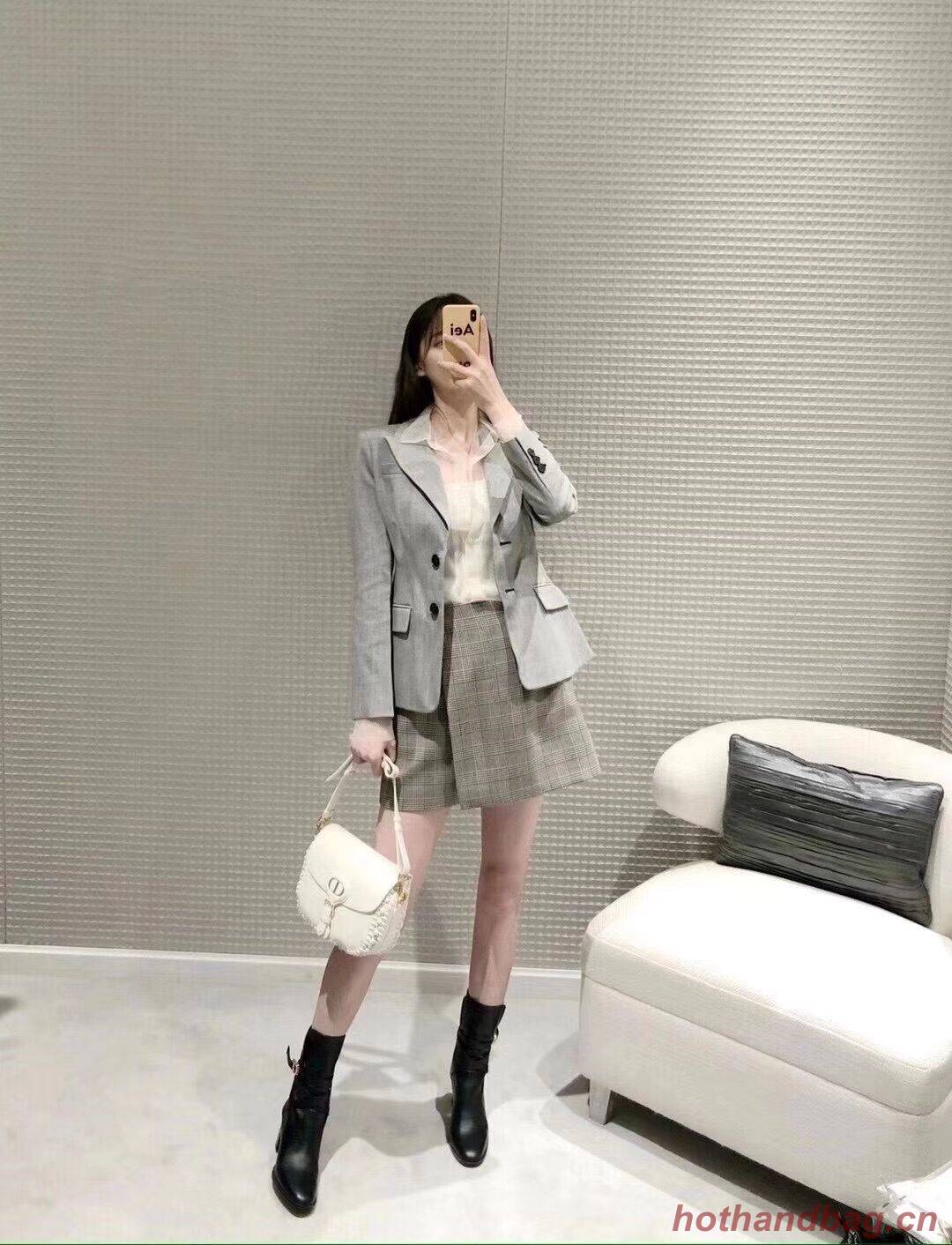 MEDIUM DIOR BOBBY BAG Latte Grained Grained Calfskin with Whipstitched Seams M9319UB MEDIUM DIOR BOBBY BAG Latte Grained Grained Calfskin with Whipstitched Seams M9319UB