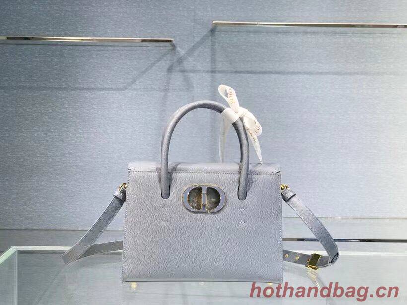 DIOR MEDIUM ST HONORE TOTE Grained Calfskin M9321UMBA sky blue