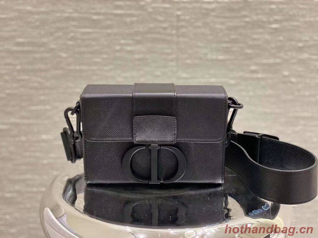 30 MONTAIGNE BOX BAG Black Ultramatte Grained Calfskin M9204S 30 MONTAIGNE BOX BAG Black Ultramatte Grained Calfskin M9204S