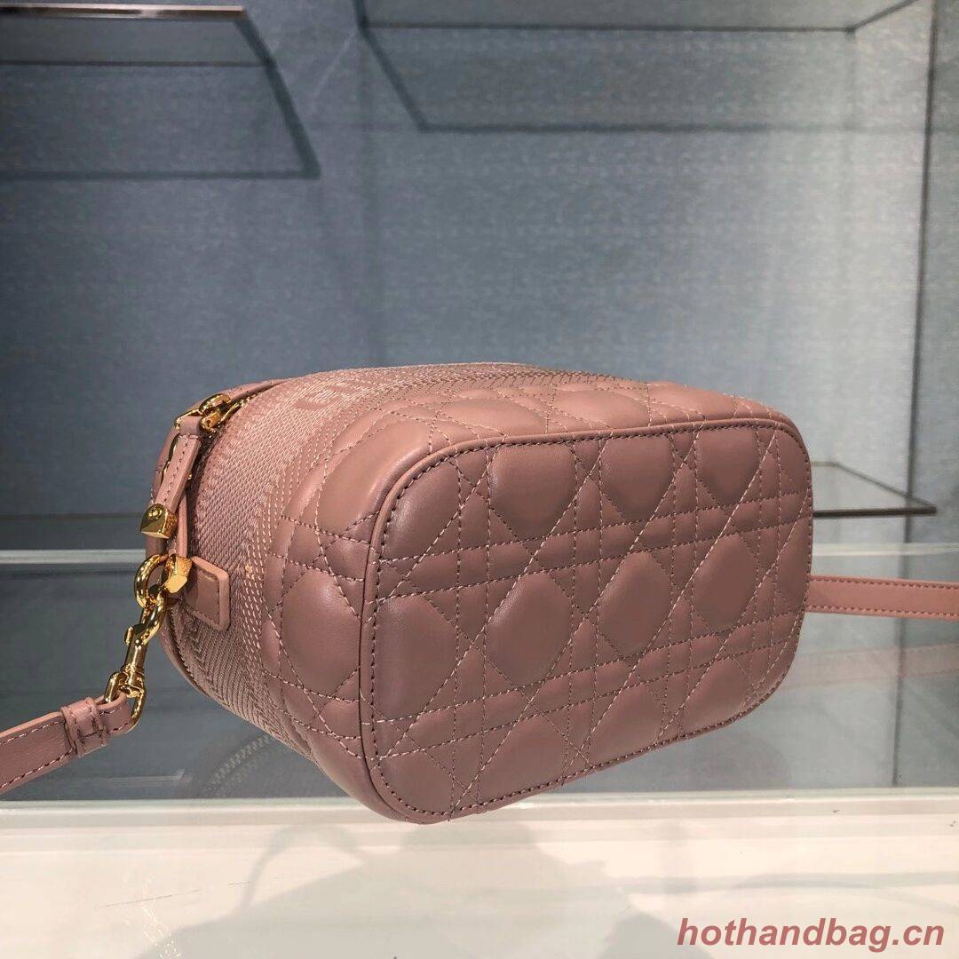 DIOR SMALL DIORTRAVEL VANITY CASE Cannage Lambskin S5488U Rose Des Vents DIOR SMALL DIORTRAVEL VANITY CASE Cannage Lambskin S5488U Rose Des Vents