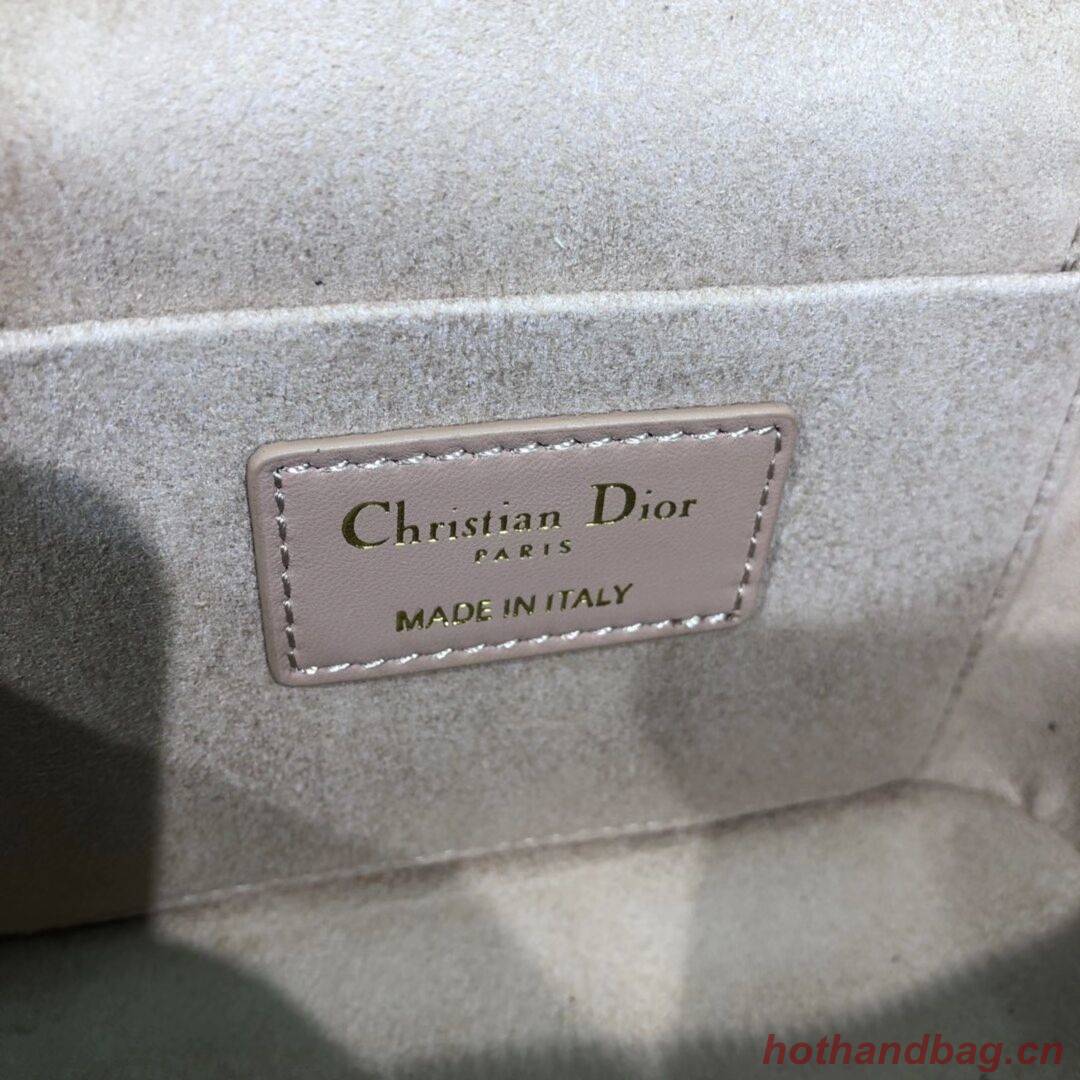 DIOR SMALL DIORTRAVEL VANITY CASE Cannage Lambskin S5488U Rose Des Vents DIOR SMALL DIORTRAVEL VANITY CASE Cannage Lambskin S5488U Rose Des Vents