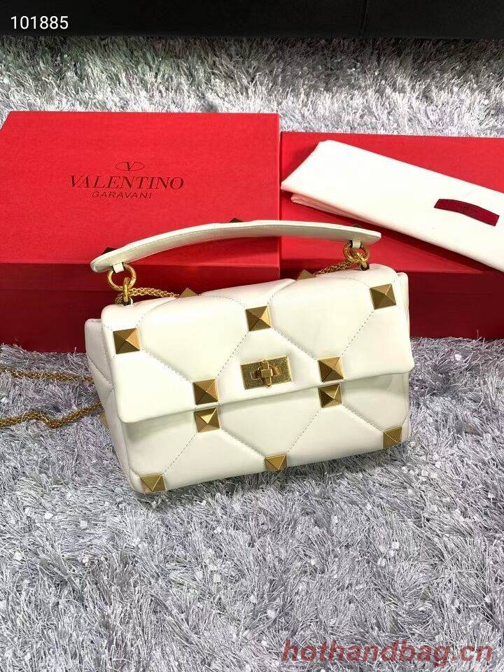 Valentino medium Garavani Roman Stud V2060 white Valentino medium Garavani Roman Stud V2060 white