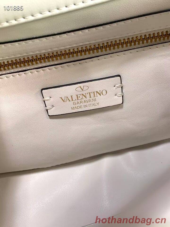 Valentino medium Garavani Roman Stud V2060 white Valentino medium Garavani Roman Stud V2060 white