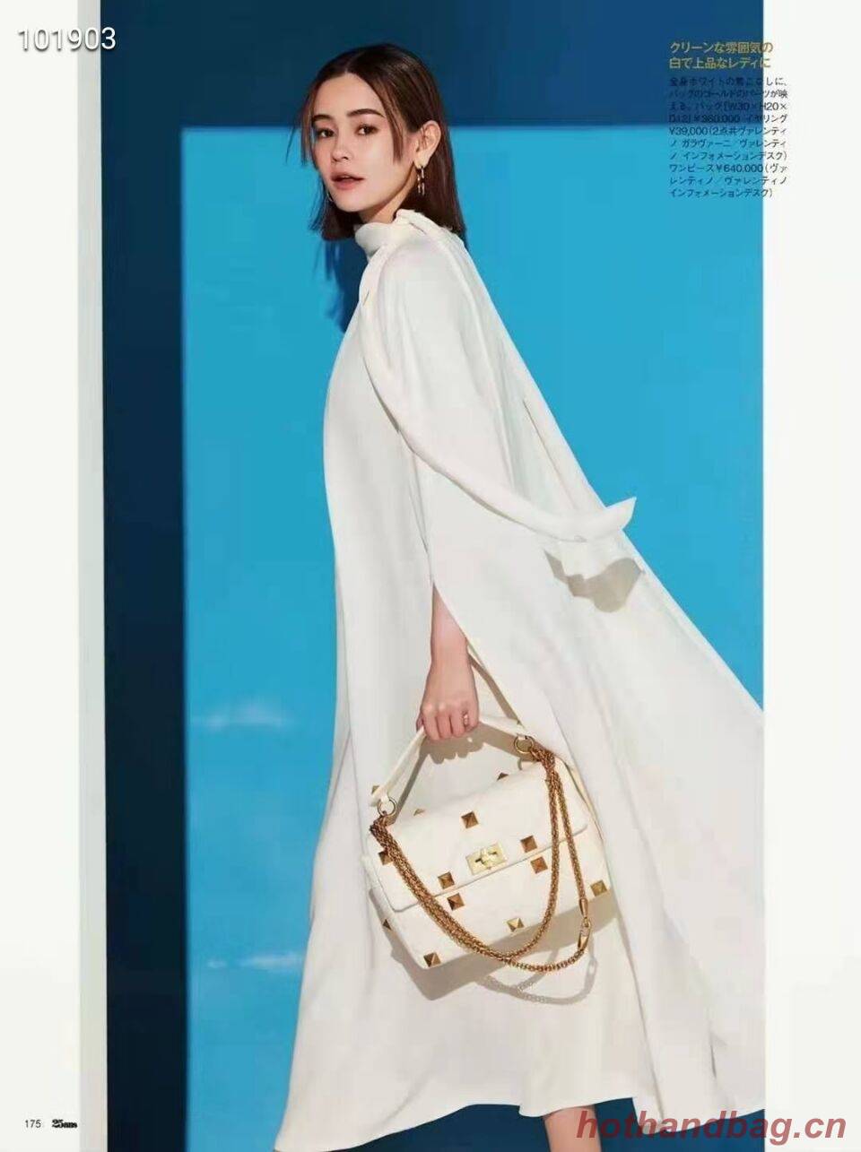 Valentino medium Garavani Roman Stud V2060 white Valentino medium Garavani Roman Stud V2060 white