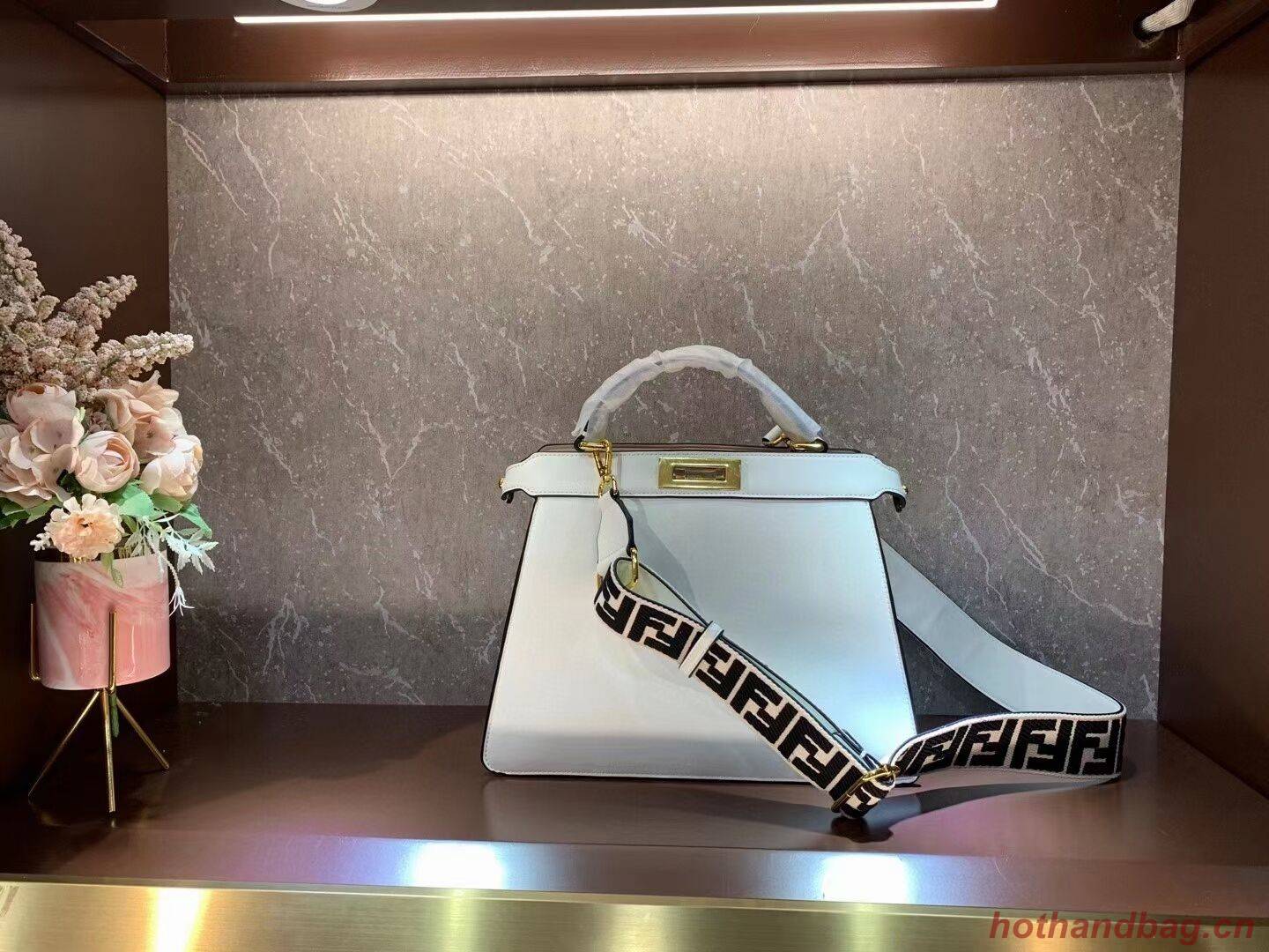 FENDI PEEKABOO ISEEU MEDIUM leather bag F1392 white FENDI PEEKABOO ISEEU MEDIUM leather bag F1392 white