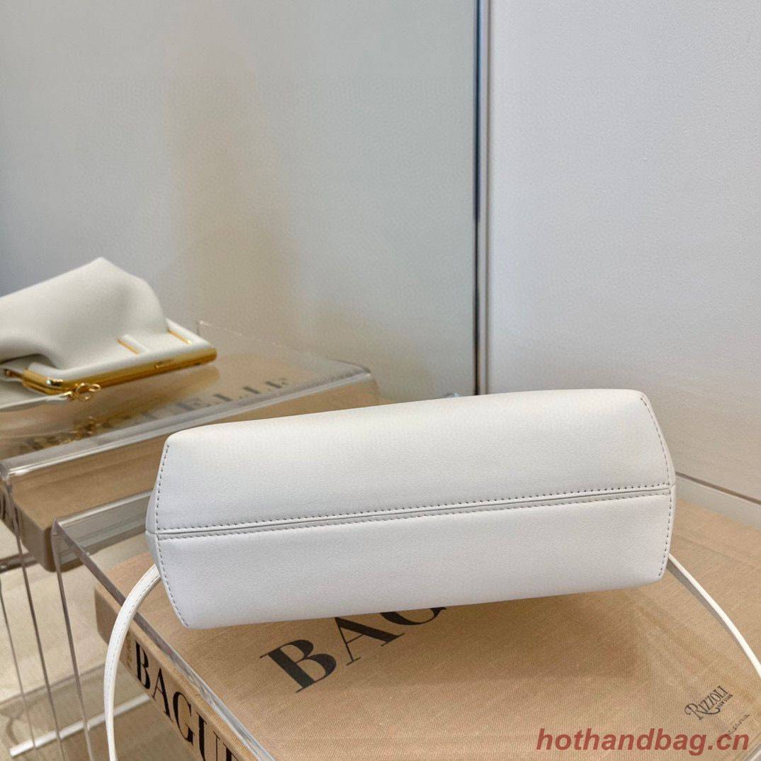 Fendi Original Leather Medium Clutch Bag 56832 White Fendi Original Leather Medium Clutch Bag 56832 White