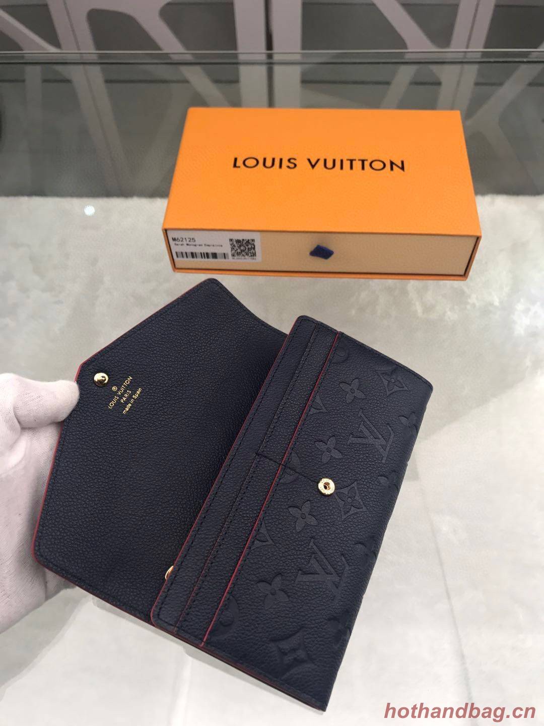 Louis Vuitton ZOE WALLET M80788 Black Louis Vuitton ZOE WALLET M80788 Black