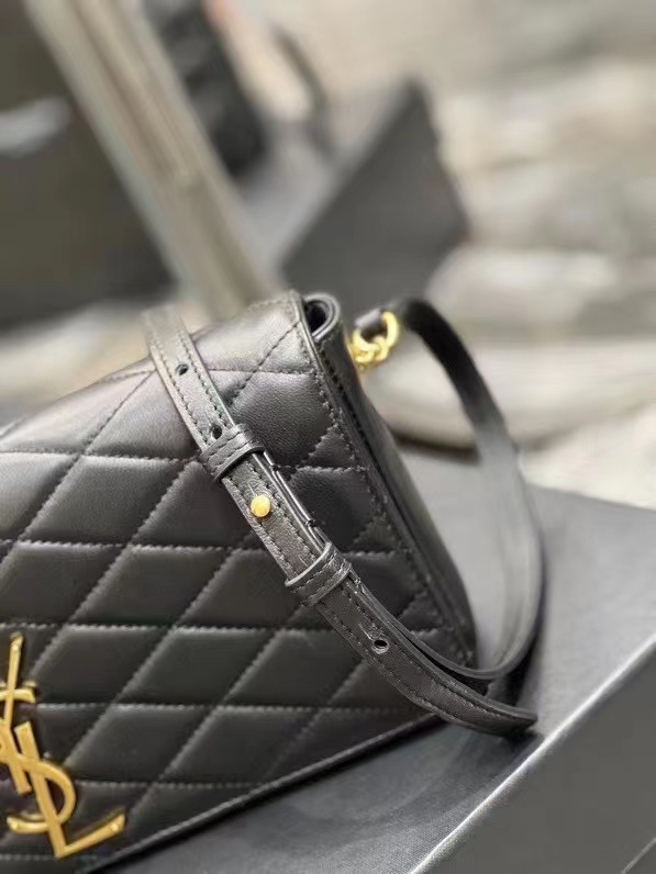 Yves Saint Laurent KATE SUPPLE 99 IN QUILTED LAMBSKIN 6766281 black Yves Saint Laurent KATE SUPPLE 99 IN QUILTED LAMBSKIN 6766281 black