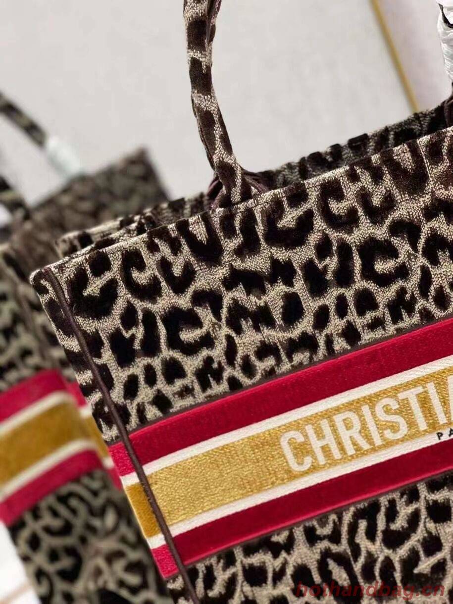 DIOR BOOK TOTE Embroidery C1286-1 Brown Leopard Print DIOR BOOK TOTE Embroidery C1286-1 Brown Leopard Print