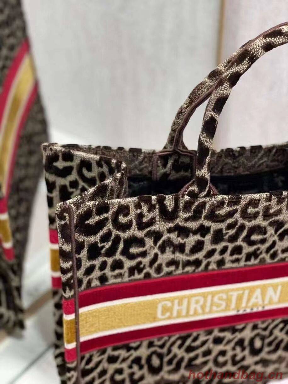 DIOR BOOK TOTE Embroidery C1286-1 Brown Leopard Print DIOR BOOK TOTE Embroidery C1286-1 Brown Leopard Print