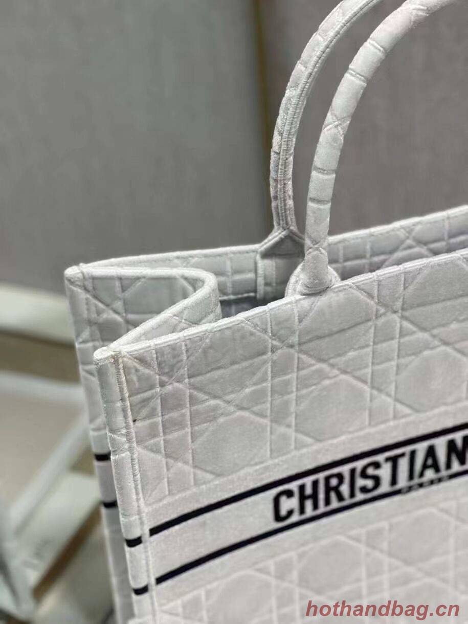 SMALL DIOR BOOK TOTE Velvet C1287-1 white SMALL DIOR BOOK TOTE Velvet C1287-1 white