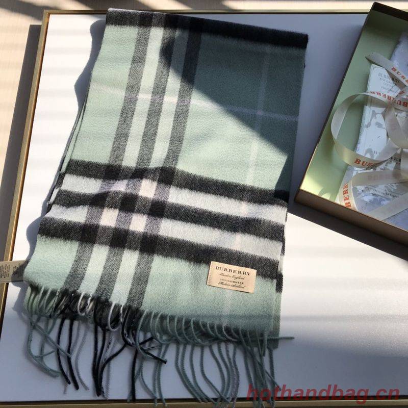 Burberry Scarf B00244