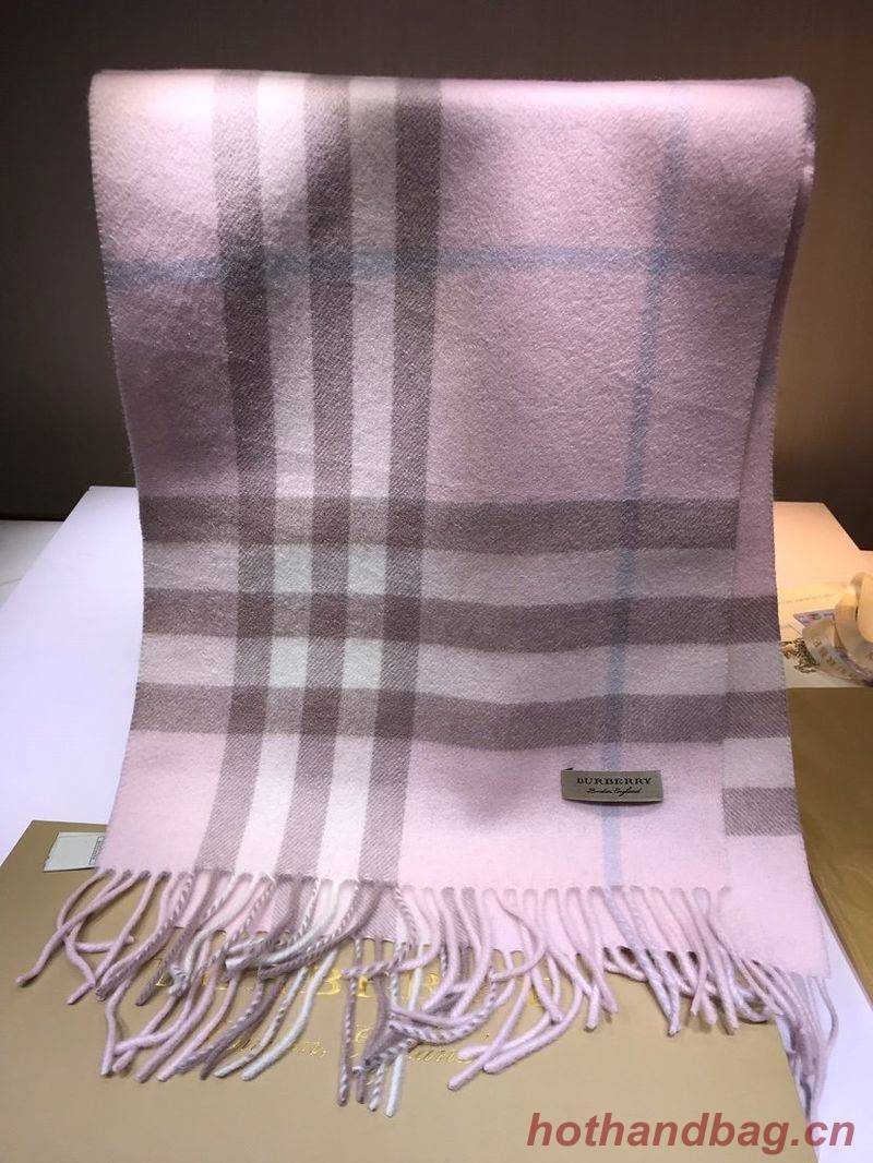Burberry Scarf B00246 Burberry Scarf B00246