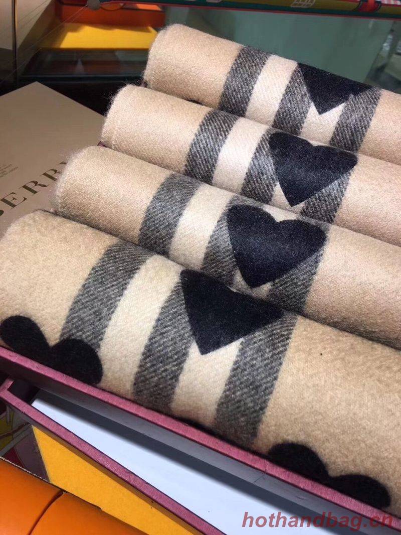 Burberry Scarf B00259 Burberry Scarf B00259