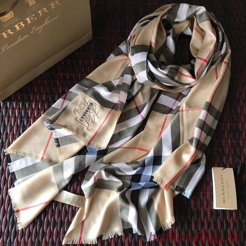 Burberry Scarf B00289 Burberry Scarf B00289