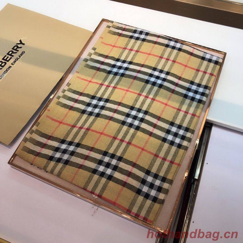 Burberry Scarf B00290 Burberry Scarf B00290