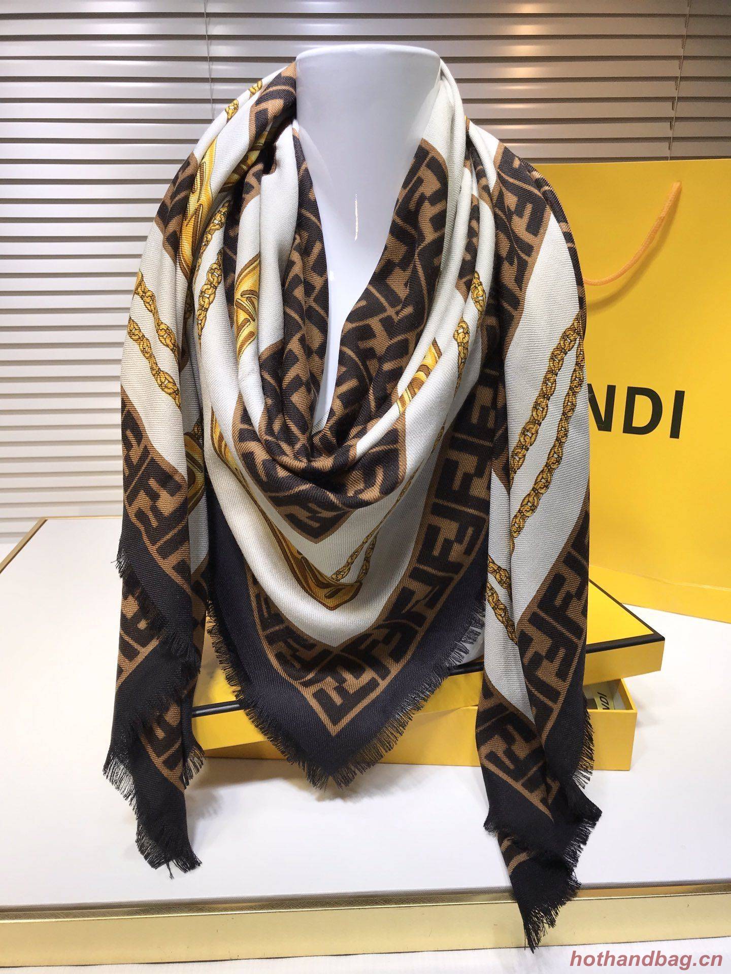 Fendi Scarf F00029 Fendi Scarf F00029
